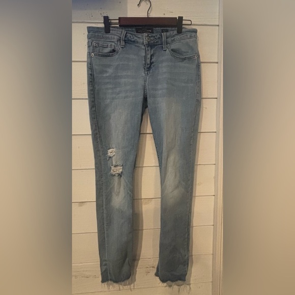 Lucky Brand Denim - Lucky  Low Rise Lolita Skinny
Blue Skinny Jeans Distressed Style 8/29